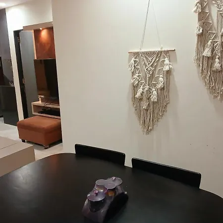 Lakefront Lounge-luxe 1bhk With 2 Baths-2bed