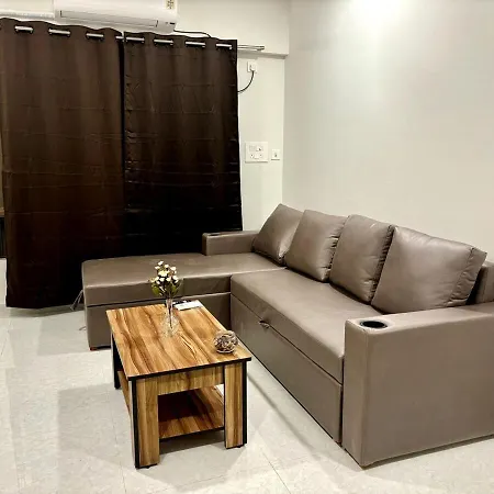 Vibrant 2 Bhk Near Airport Apartment *