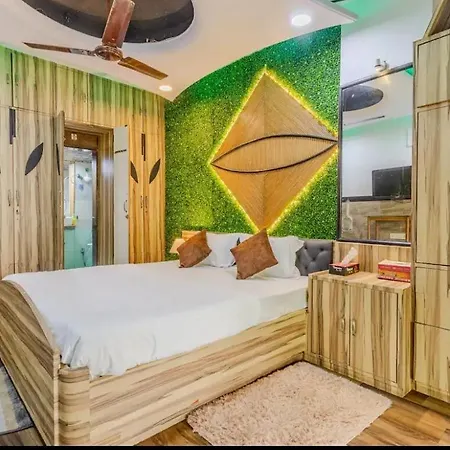 Apartment 2bhk With Terrace Garden-lokhandwala Andheri Mumbai