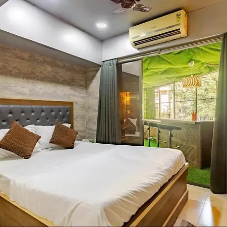 2bhk With Terrace Garden-lokhandwala Andheri * Mumbai