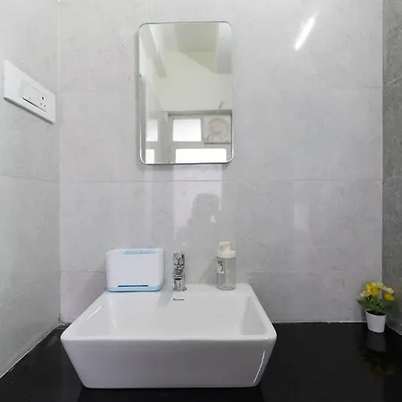 Skyline View 2bhk Near Oberoi Mall & Nesco