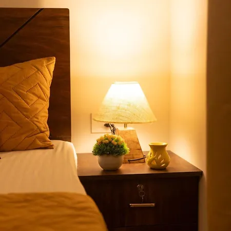 Apartment Skyline View 2bhk Near Oberoi Mall & Nesco *