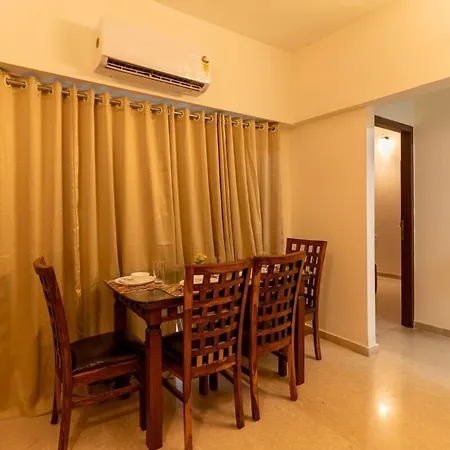 Skyline View 2bhk Near Oberoi Mall & Nesco Apartment Mumbai