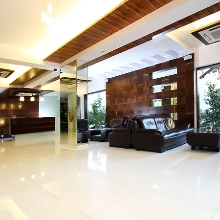 Nestor Hotel, Hotel 4*