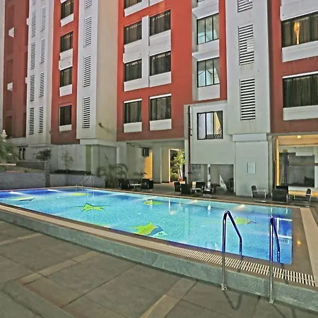 Nestor Hotel, Hotel