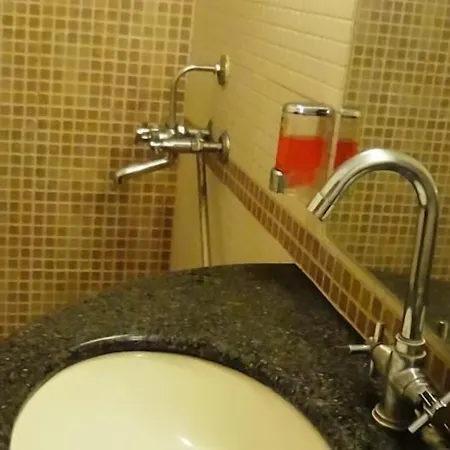 Nestor Hotel, Hotel 4*