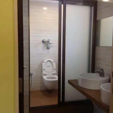 Pals Hotel Mumbai