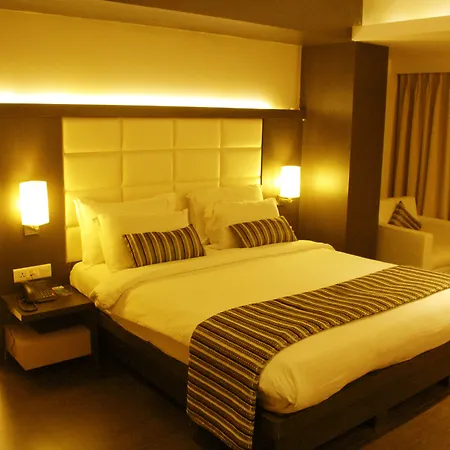 Galaxy Beacon Hotel, Santacruz ,mumbai 4* Mumbai