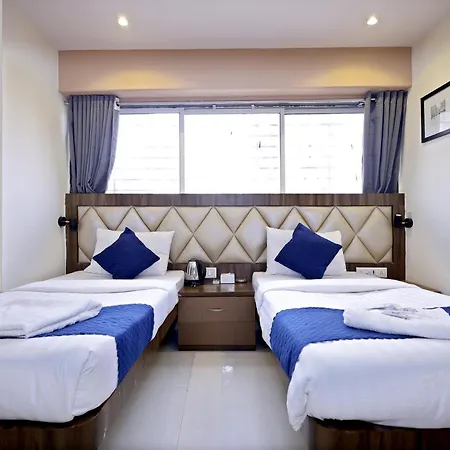 Park Palace Hotel 2*