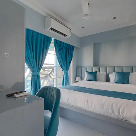 Home2 Residency, Airport Hotel 3*