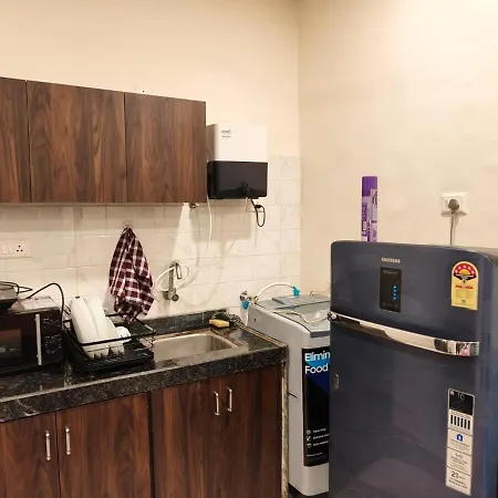 Apartment Ivy Good Vibes 302 C-wing Oshiwara Mumbai