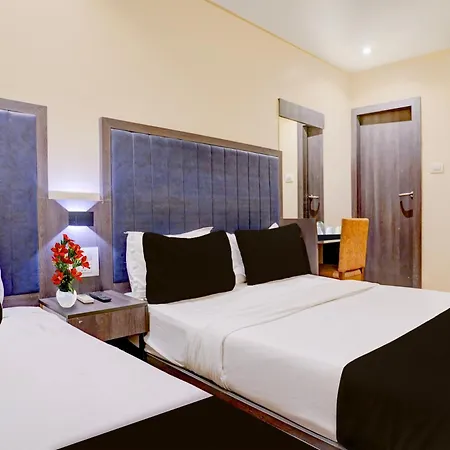 Townhouse Lbs Road Bkc Formerly Royal Palace Hotel Mumbai