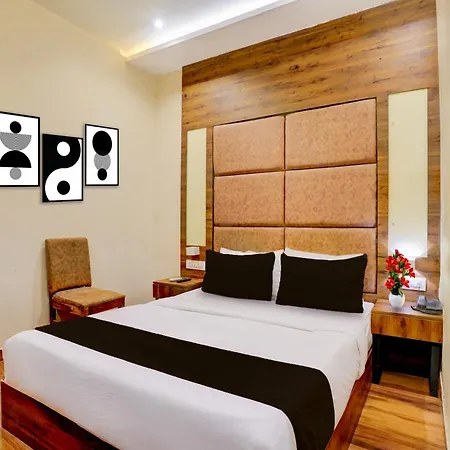 Hotel Townhouse Lbs Road Bkc Formerly Royal Palace 4*