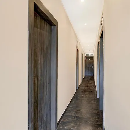 Townhouse Lbs Road Bkc Formerly Royal Palace 4* Mumbai