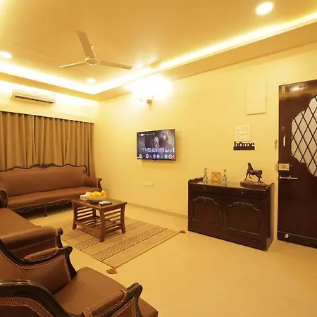 The Woodlands House * Mumbai
