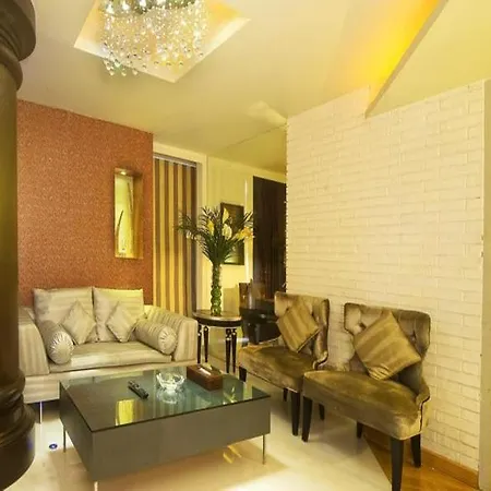 Hotel Peninsula Grand Mumbai