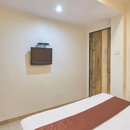 Fabhotel Galaxy