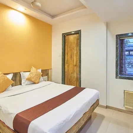 Hotel Fabhotel Galaxy 3*