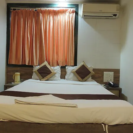 Fabhotel Galaxy 3* Mumbai