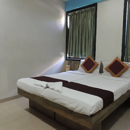 Hotel Fabhotel Galaxy Mumbai
