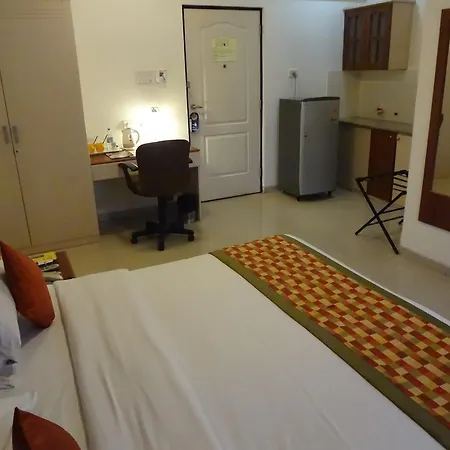Nestor Hotel, Hotel