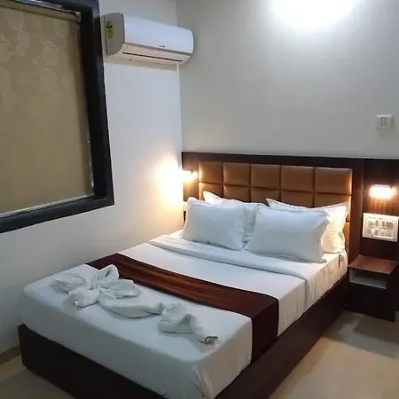 Fabhotel Galaxy 3* Mumbai