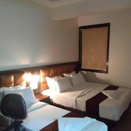 Fabhotel Galaxy
