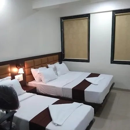 Fabhotel Galaxy 3* Mumbai