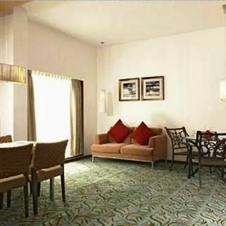 Satkar Residency Hotel 4*