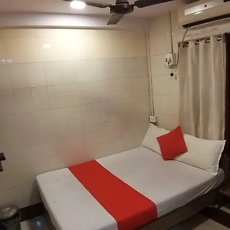 Lodge Saim Palace
