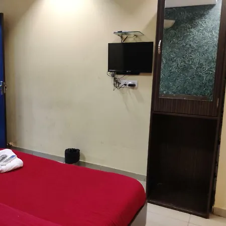 Hotel Golden Sagar - Kurla 3*