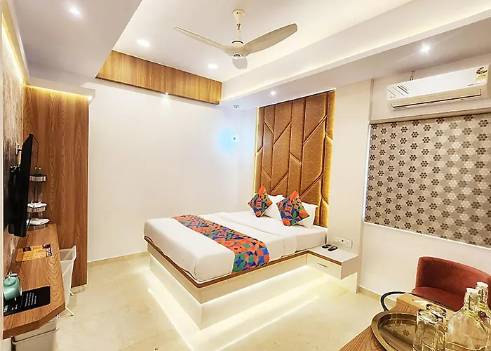 Fabexpress Wynd - Nr Mumbai International Airport