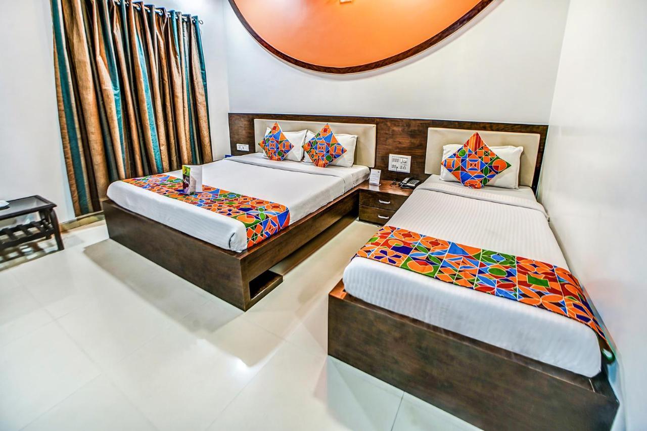 Hotel Fabhotel The Adore Palace