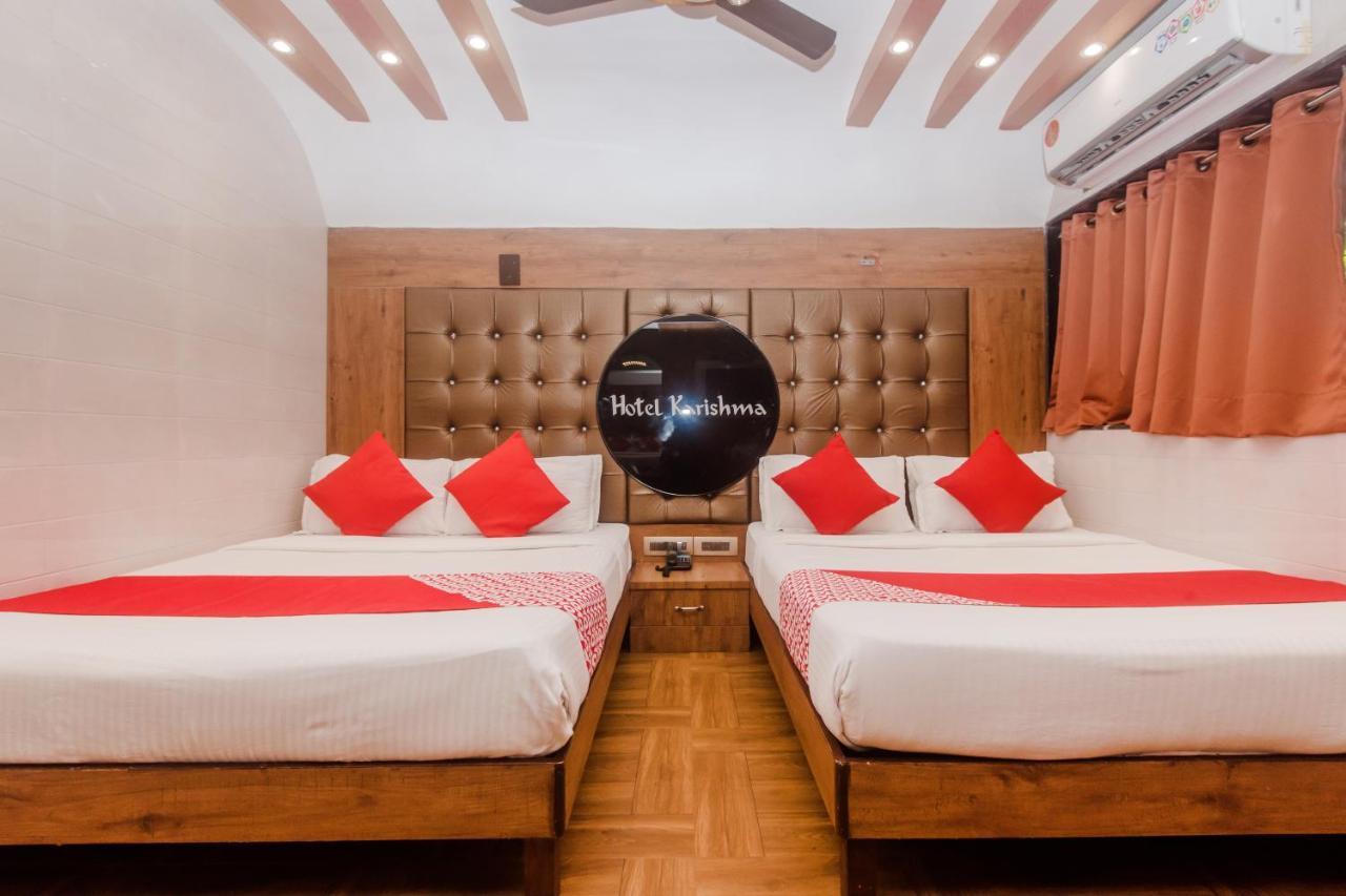 Vaccinated Staff - Oyo 22055 Dadar Residency Hotel Mumbai