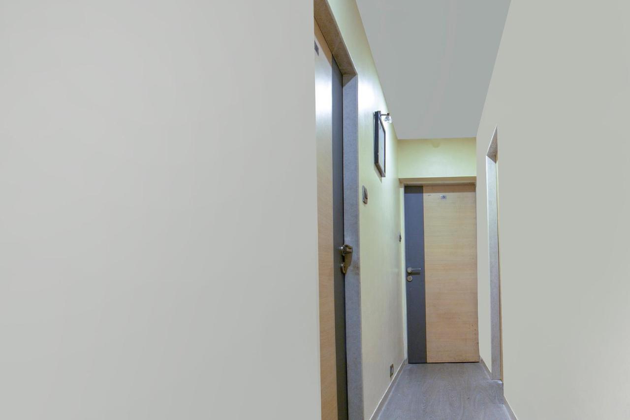 Hotel Oyo Flagship 75787 Meadow Mumbai