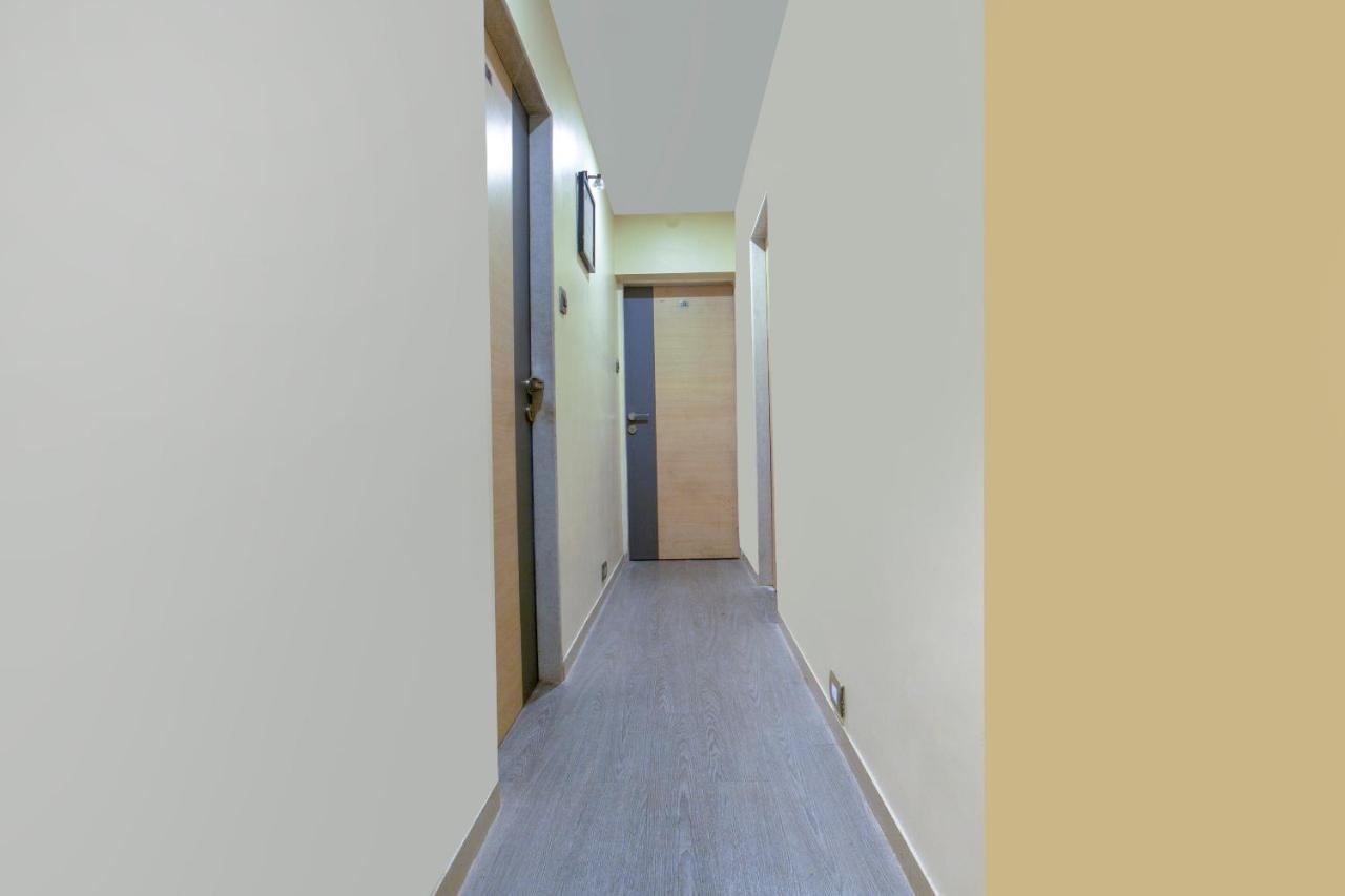 Oyo Flagship 75787 Meadow Mumbai