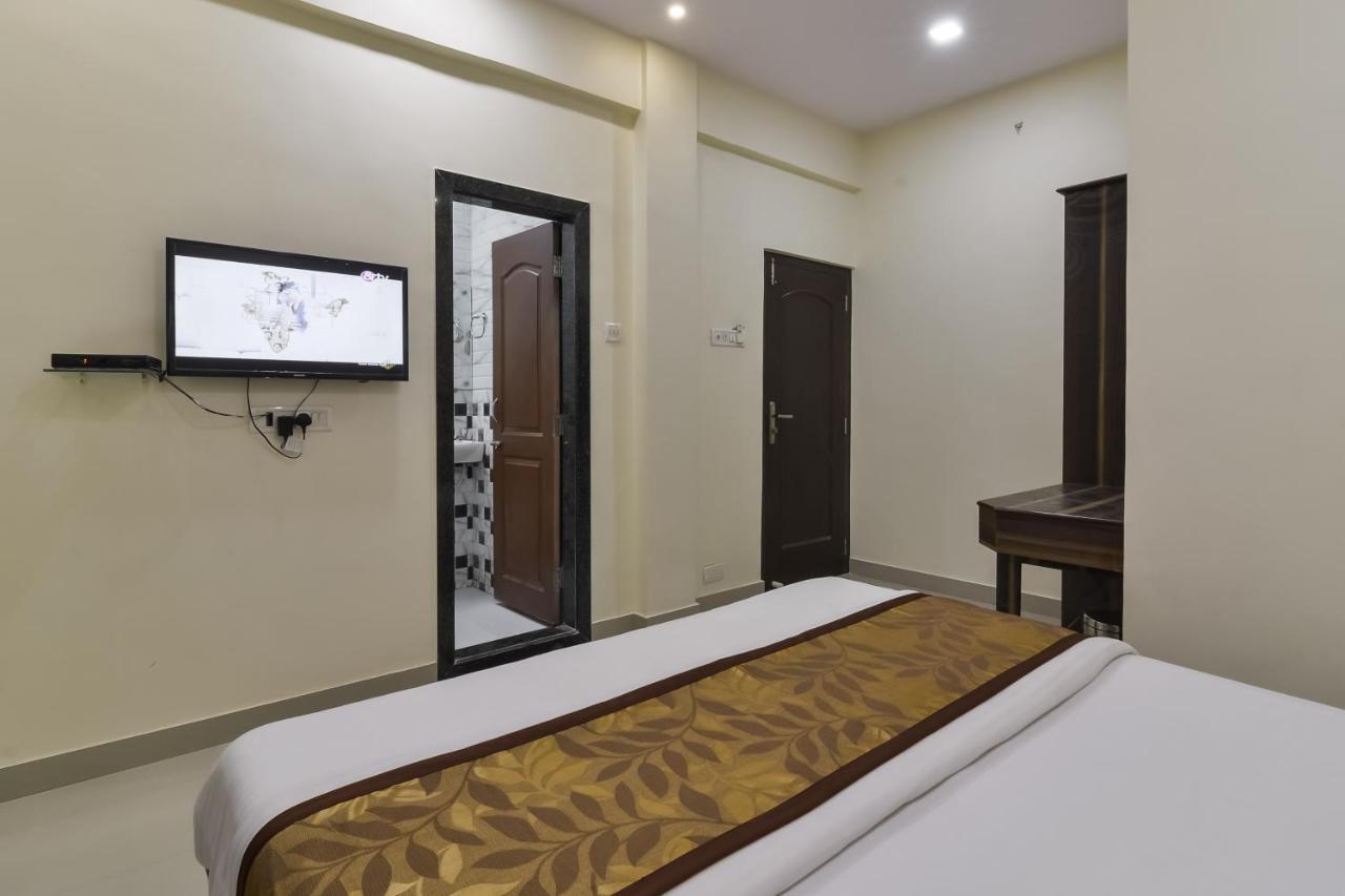 Hotel Aroma- Dadar 3*