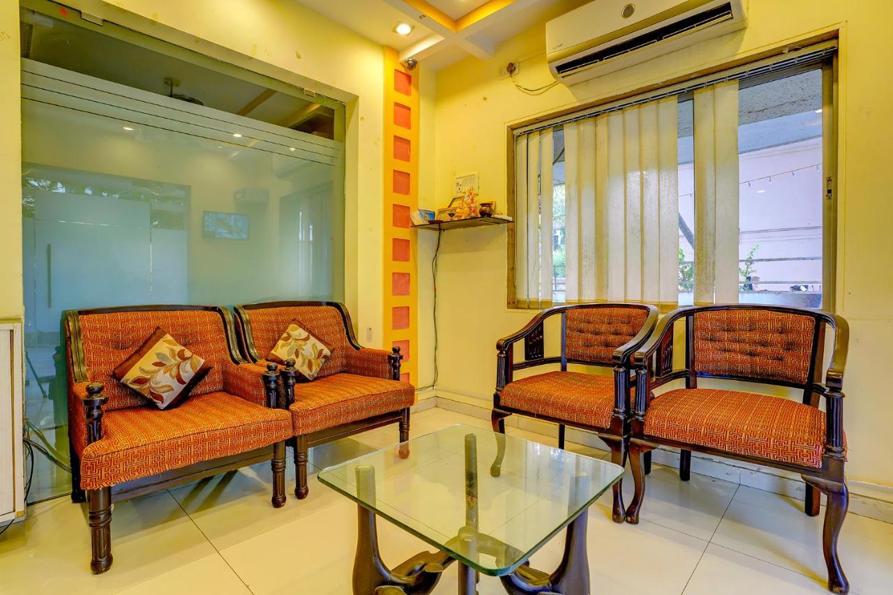 Hotel Collection O 81162 Whitefield Mumbai