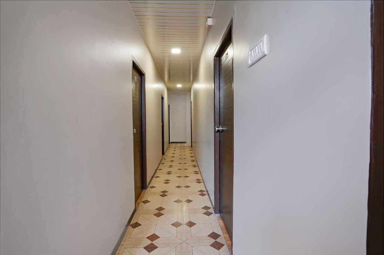 Hotel Fabhotel Comfort Mumbai