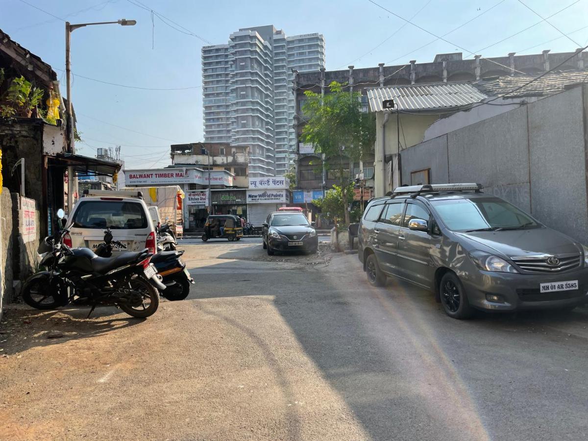 Osi Bandra West Apartment