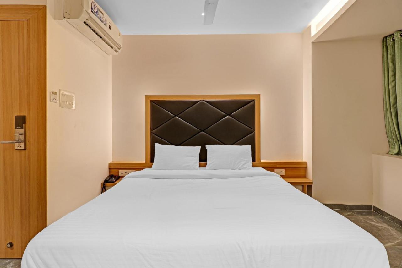 Capital O 84240 Galaxy Hotel