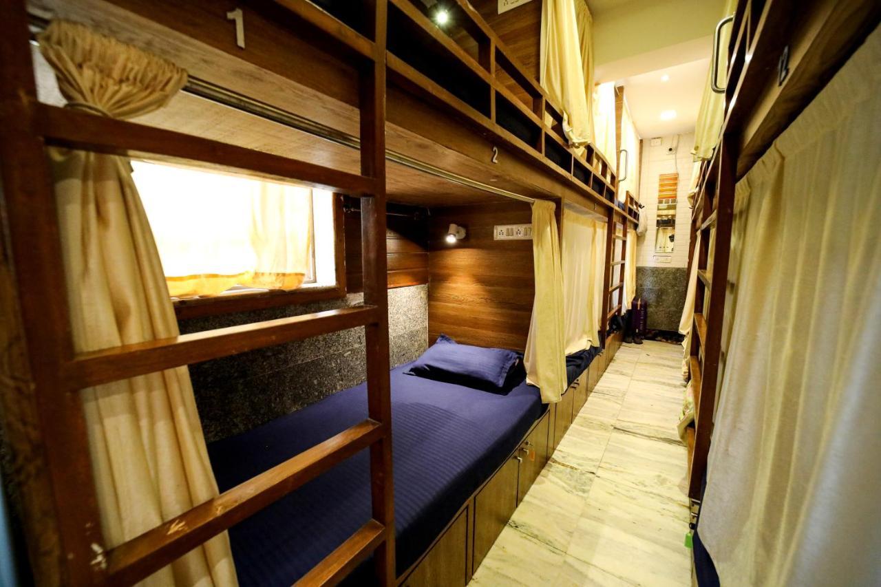 Maple Social Hubz-hostel Hostel *