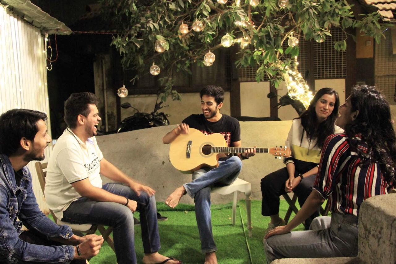 Gosolo Bandra Mumbai