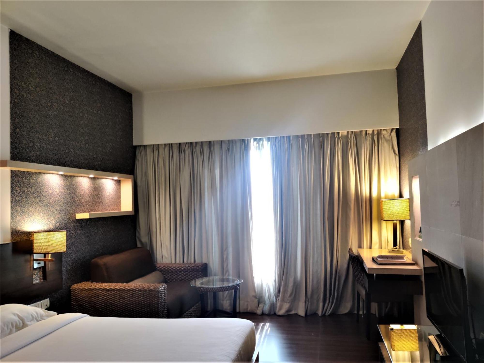Hotel Satkar Residency Thane