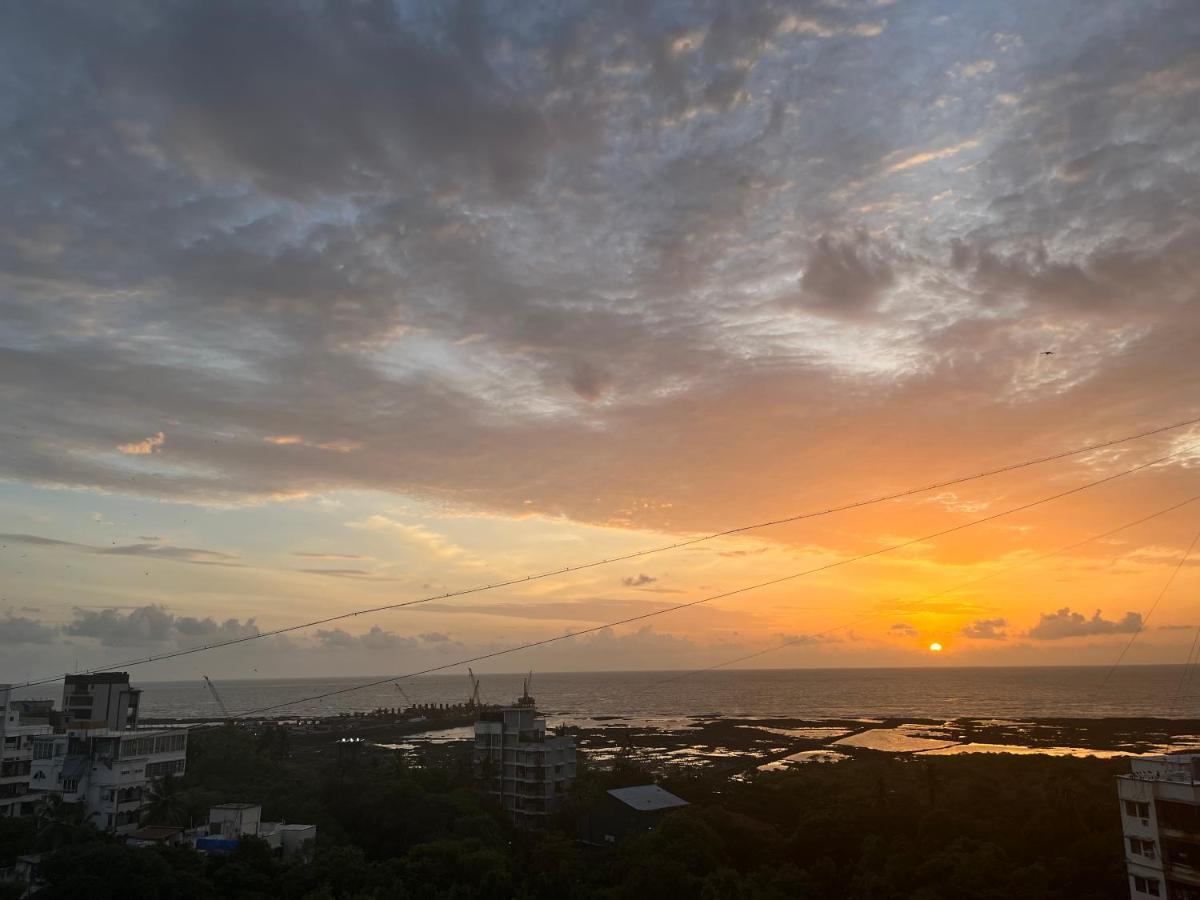 Eternal Sunshine - The Sea View En-suite Homestay