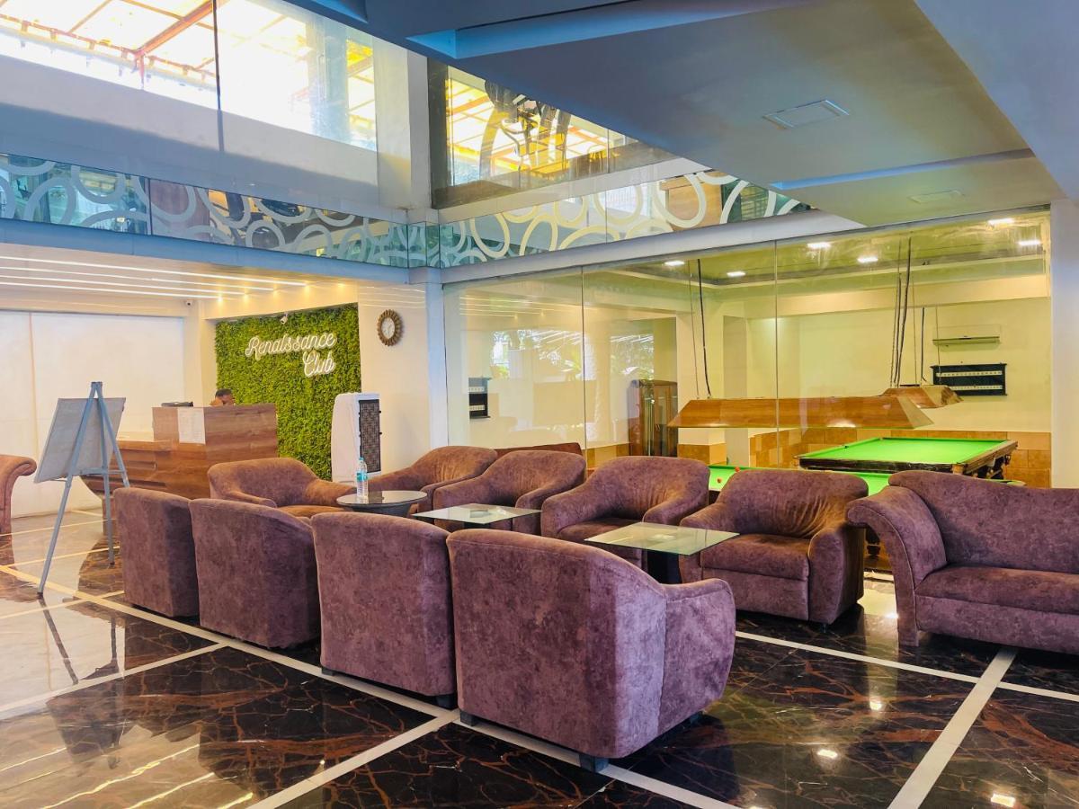 Home2 Renaissance Club 4* Mumbai