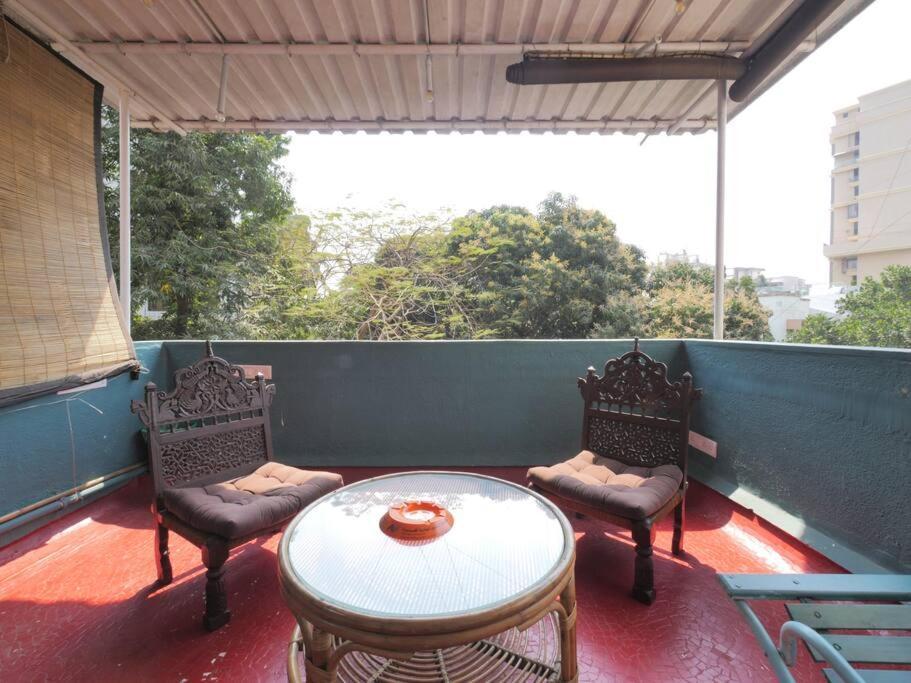 Queenie - Bandra West * Mumbai