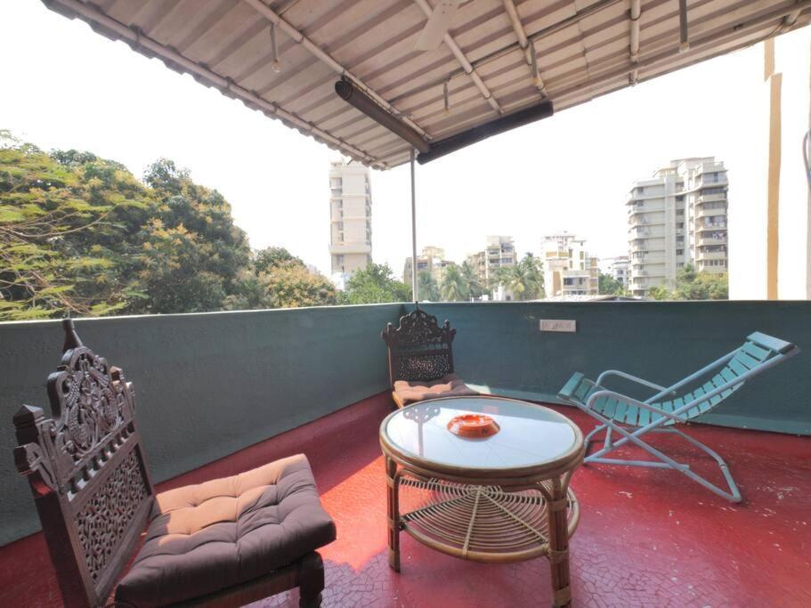 Queenie - Bandra West Mumbai