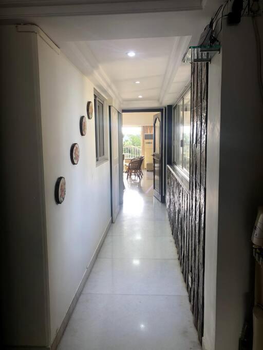 Apartment Sealink View Next To Hinduja Hospital