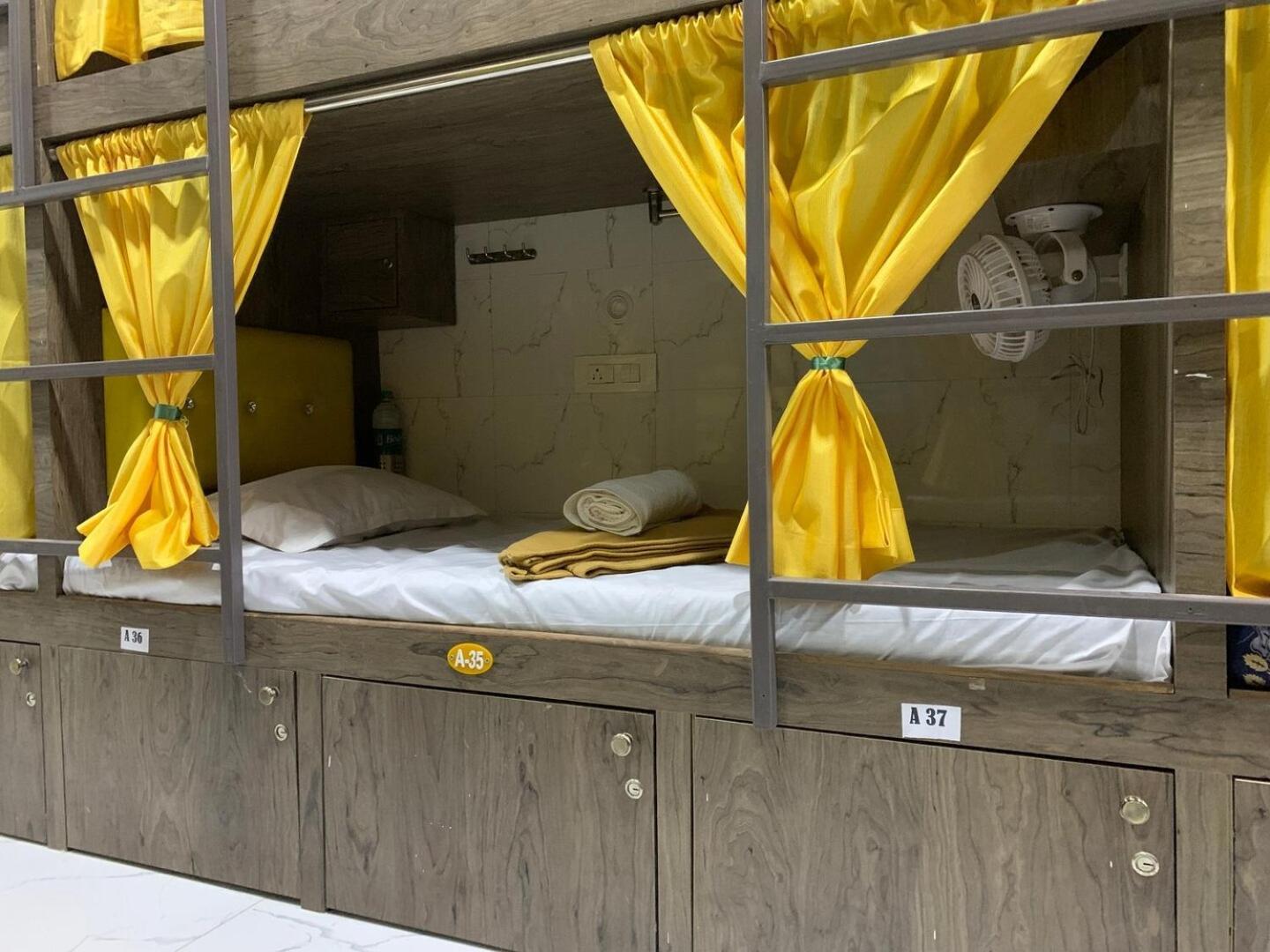 Neenava Asalpha Hostel